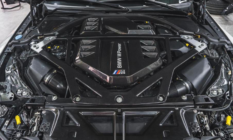 CSL Type Strut Brace in dry carbon fiber for the BMW G80 M3 / G82 M4 / G87 M2, fitted