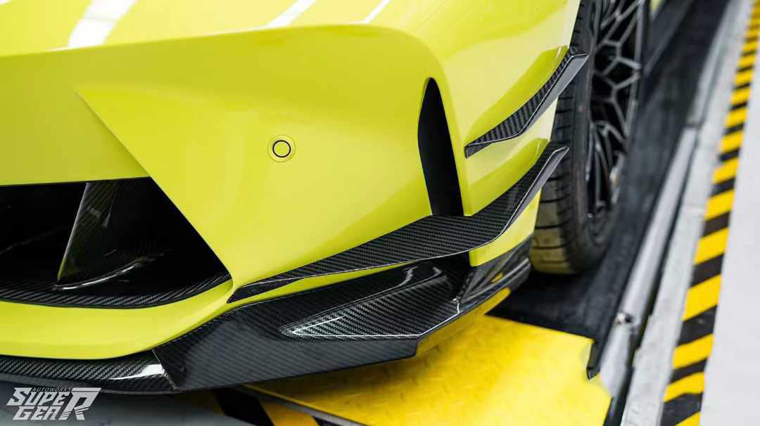 Kar-bel Type Canards in dry carbon fiber for the BMW G80 M3 / G82 M4, fitted