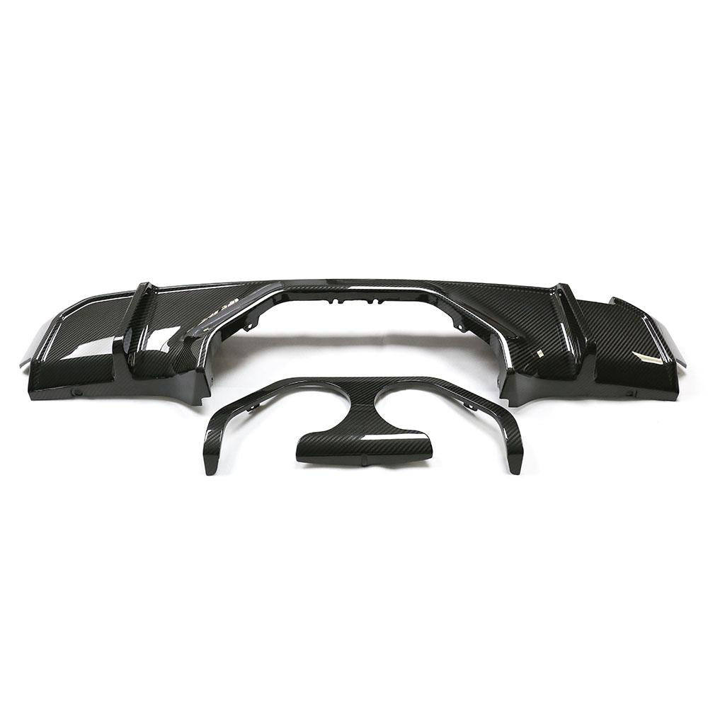 MP Type Center Exhaust Rear Diffuser in dry carbon fiber for the BMW G80 M3 / G82 M4