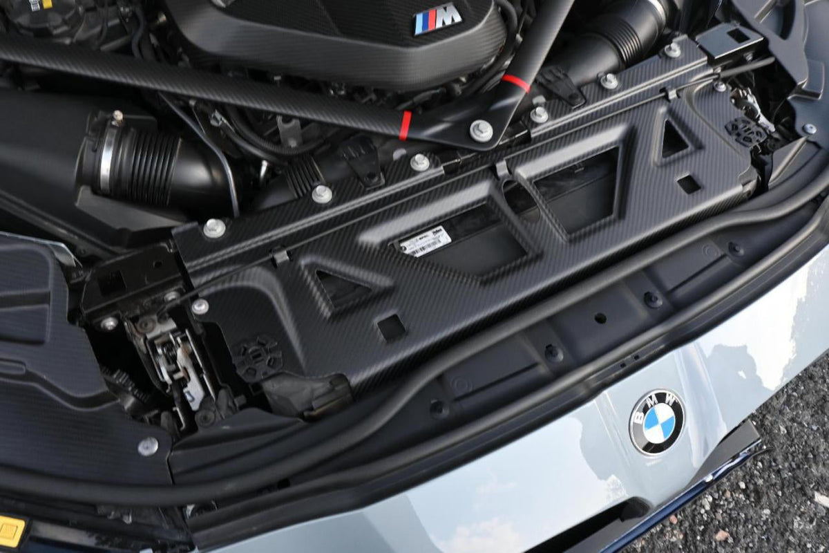 Radiator Cooling Panel Cover in dry carbon fiber for the BMW G80 M3 / G82 M4 / G87 M2, fitted
