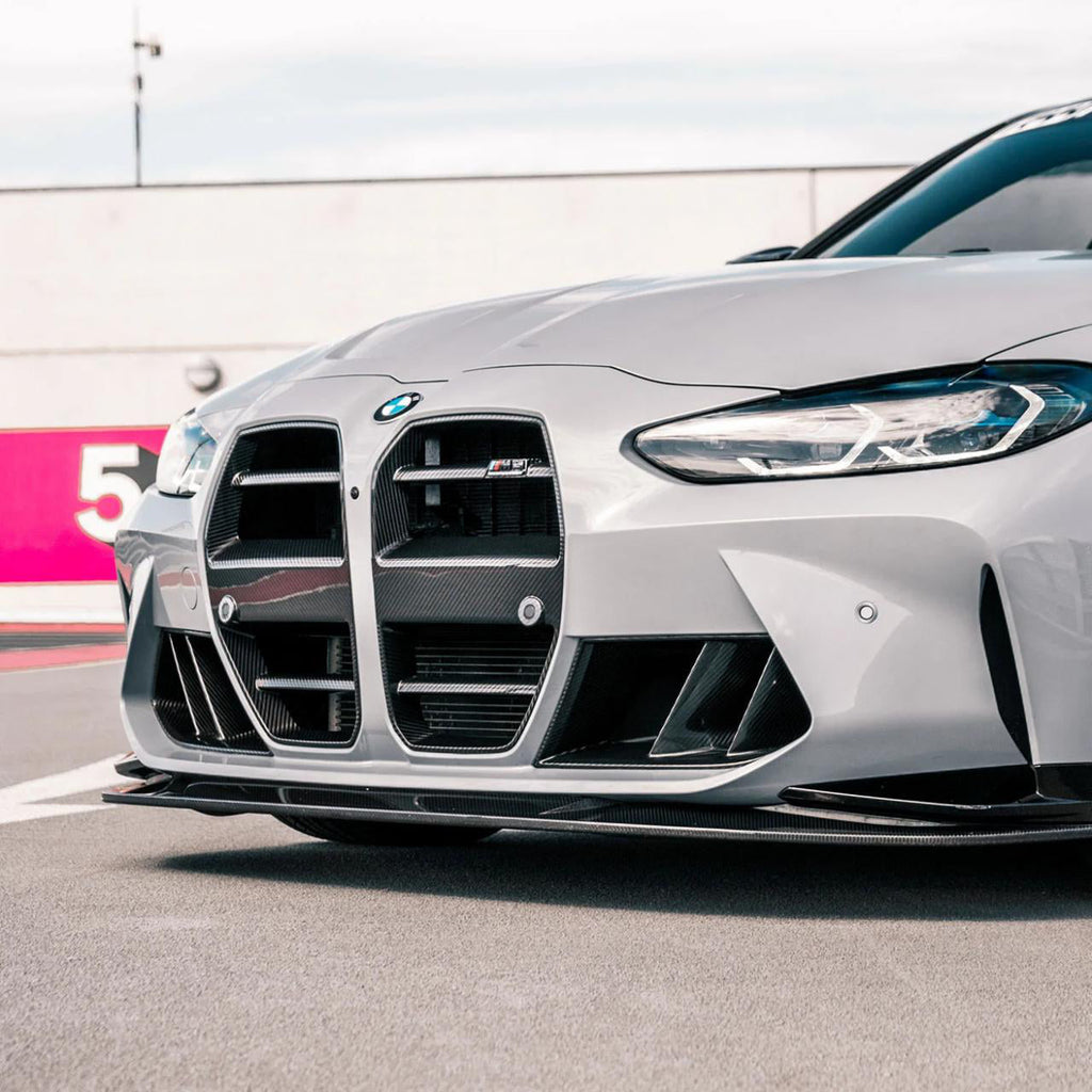 ST Type Grille (Integration) in dry carbon fiber for the BMW G80 M3 / G82 M4, fitted
