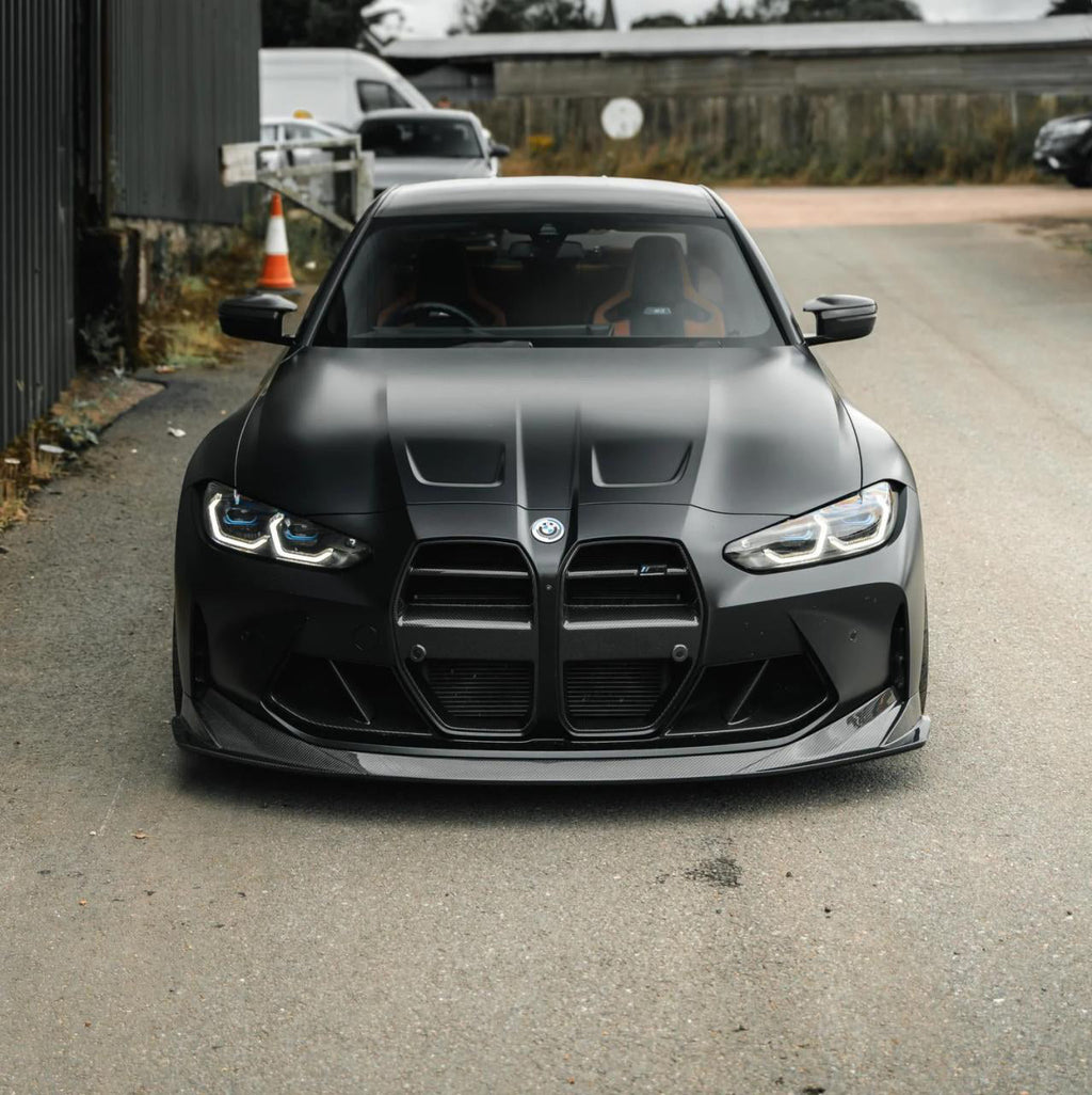Vor Type Grille in dry carbon fiber for the BMW G80 M3 / G82 M4, fitted